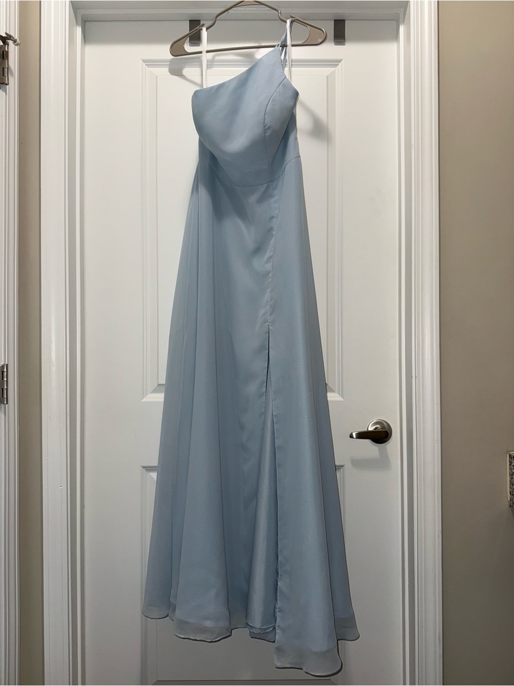 (INEZ) Revelry One-Shoulder Chiffon Dress